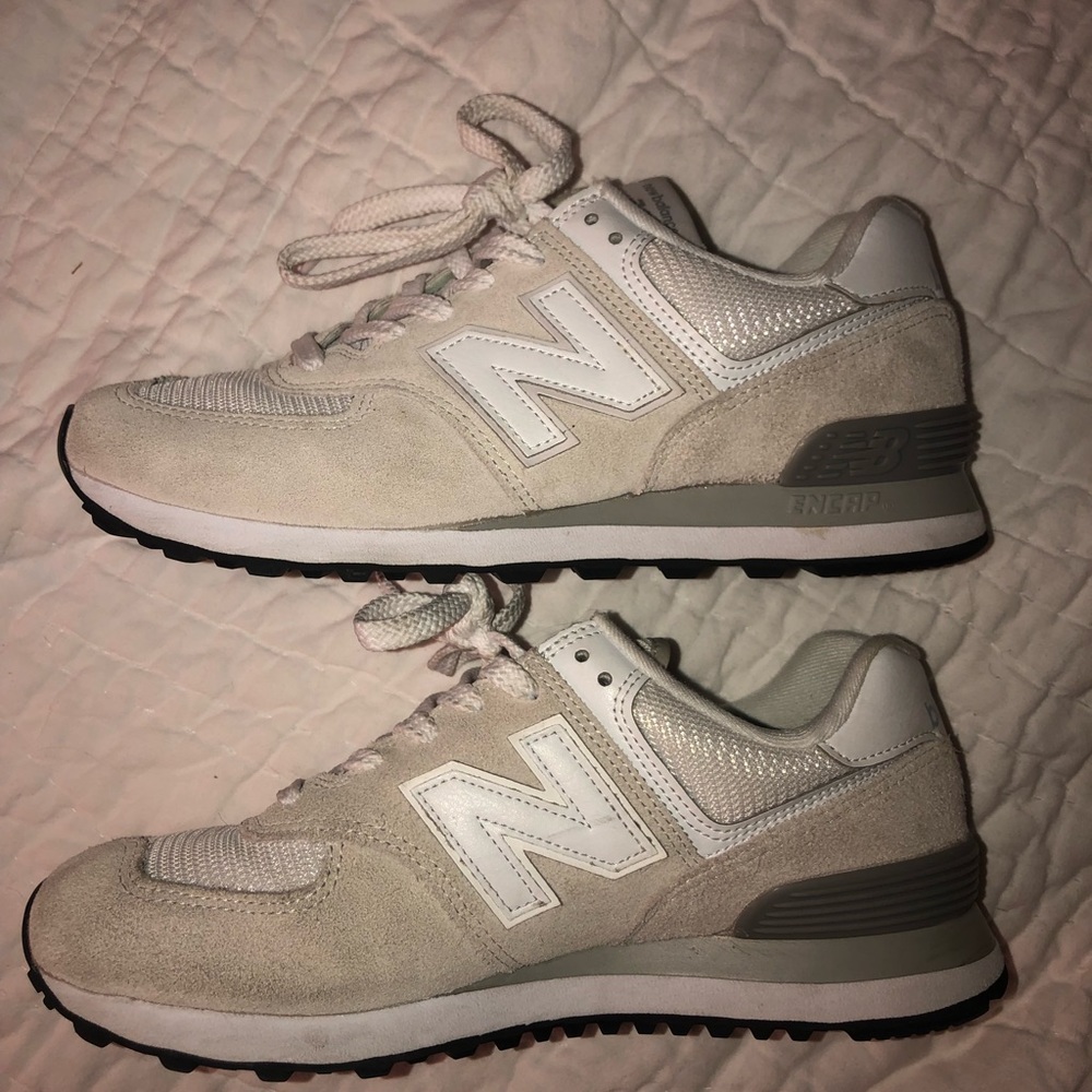 8.5 New Balance Shoes